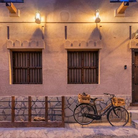 Bait Alharah Hotel Низва Екстериор снимка