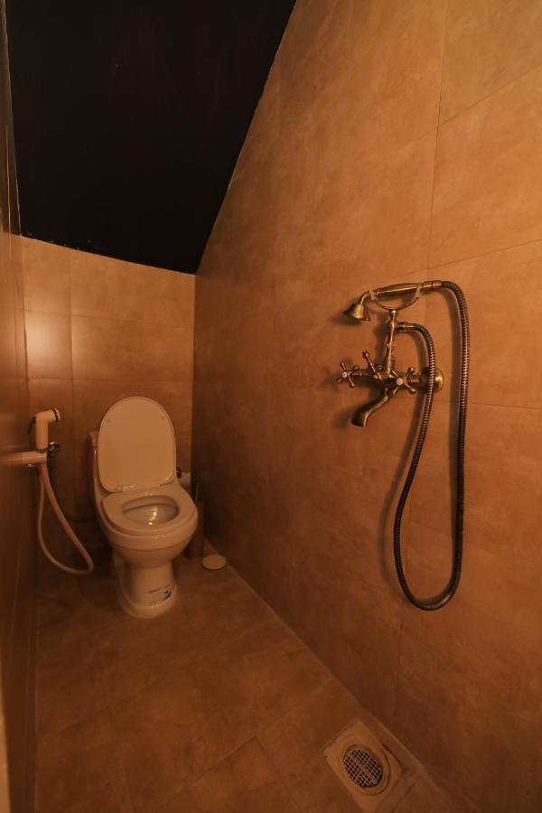 Bait Alharah Hotel Низва Екстериор снимка