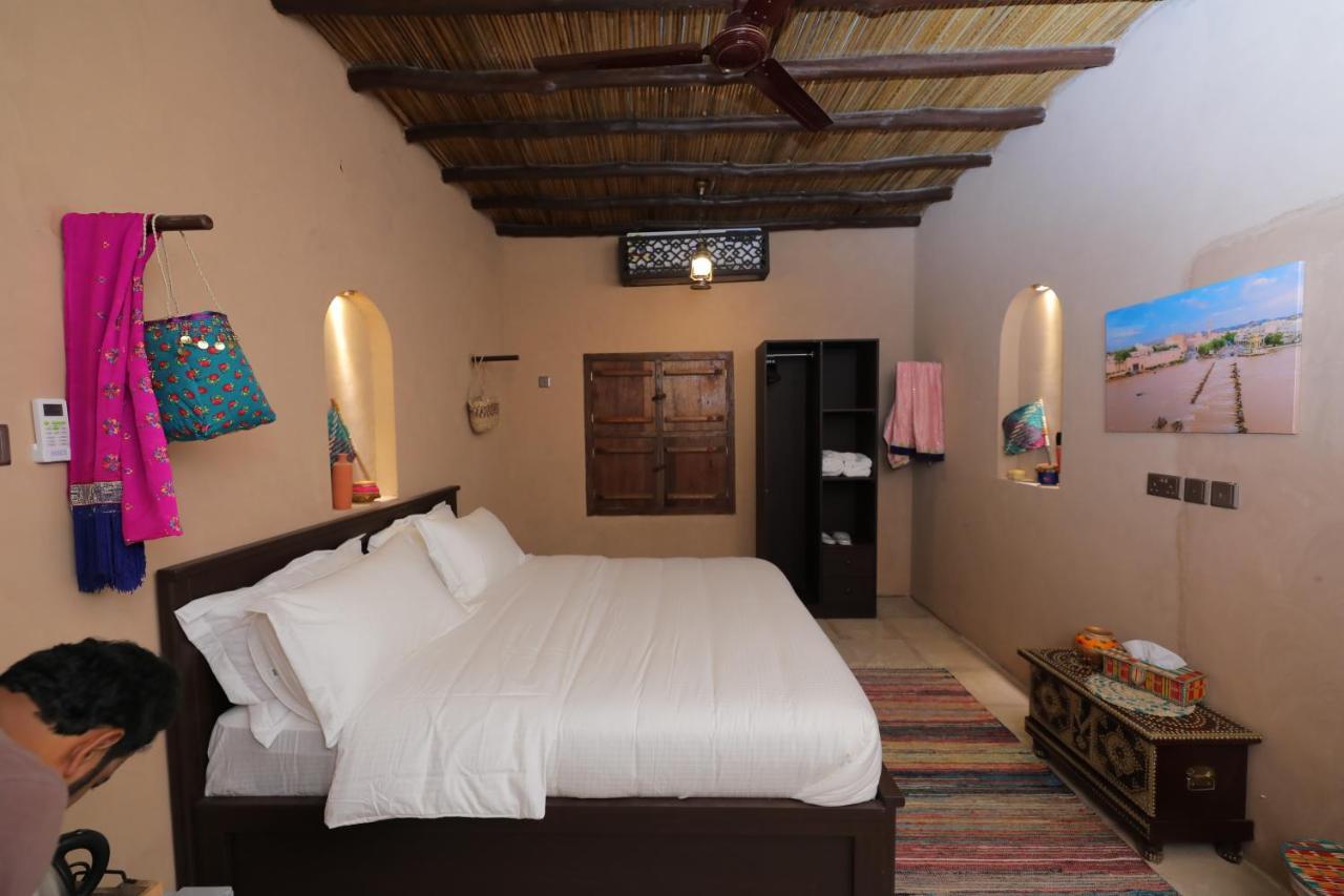 Bait Alharah Hotel Низва Екстериор снимка